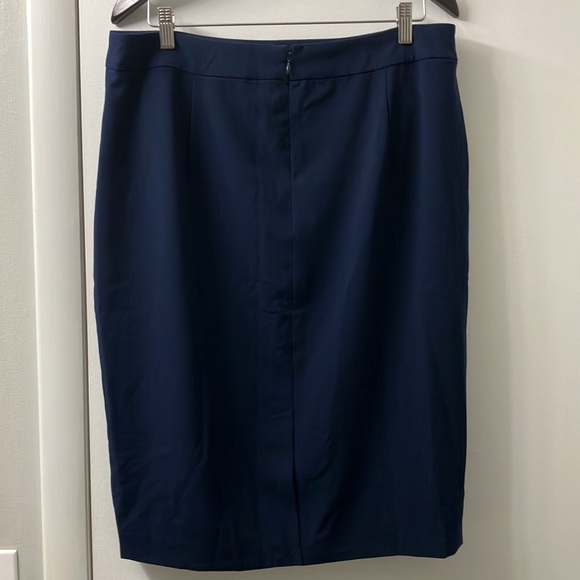 Ladies pencil skirt. Navy blue. - Picture 2 of 6